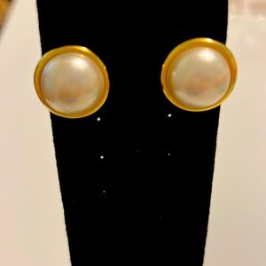 Retro pearls clips earrings